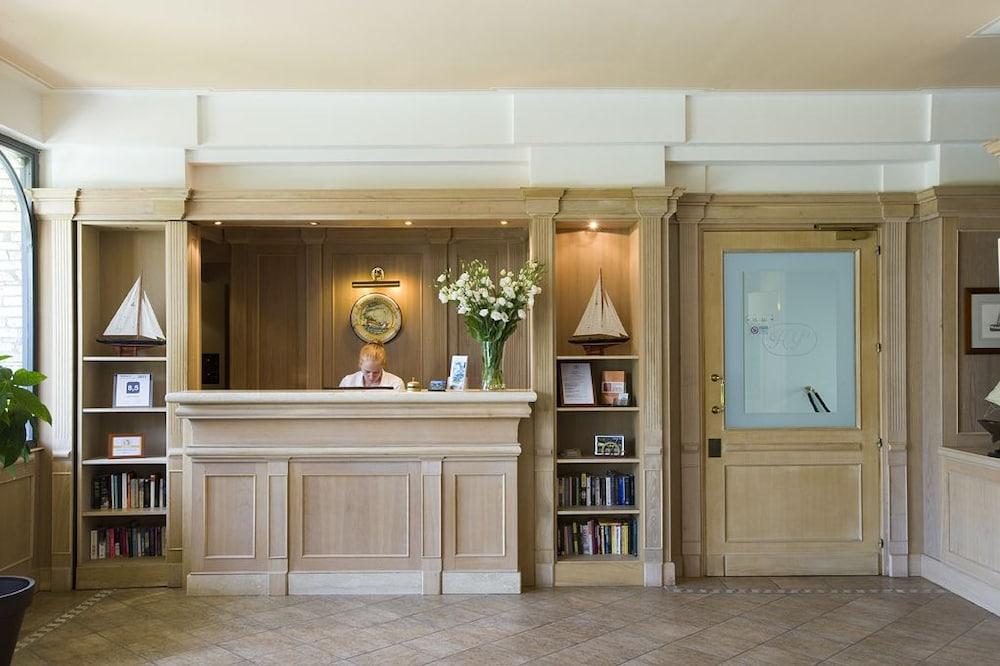 Poseidon Hotel