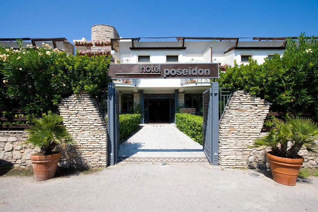 Poseidon 3*